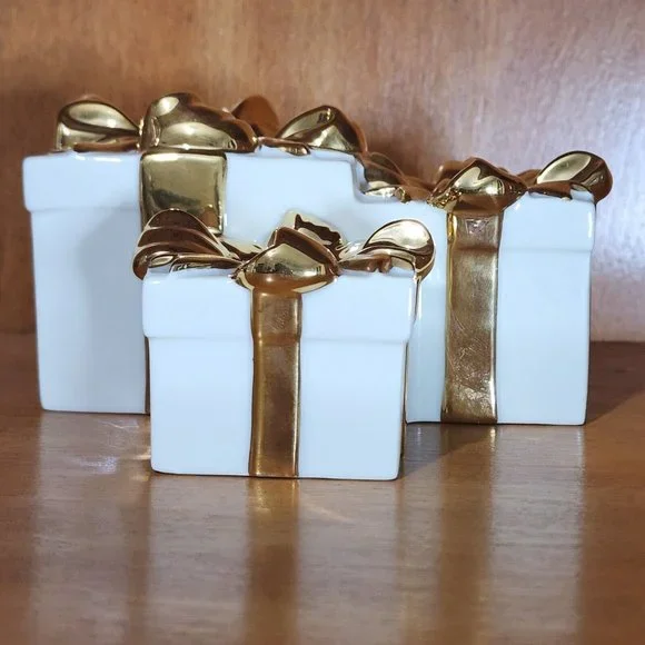 Mikasa Holiday Elegance Gold Porcelain Triple Taper Candle Holder Christmas - Picture 1 of 9